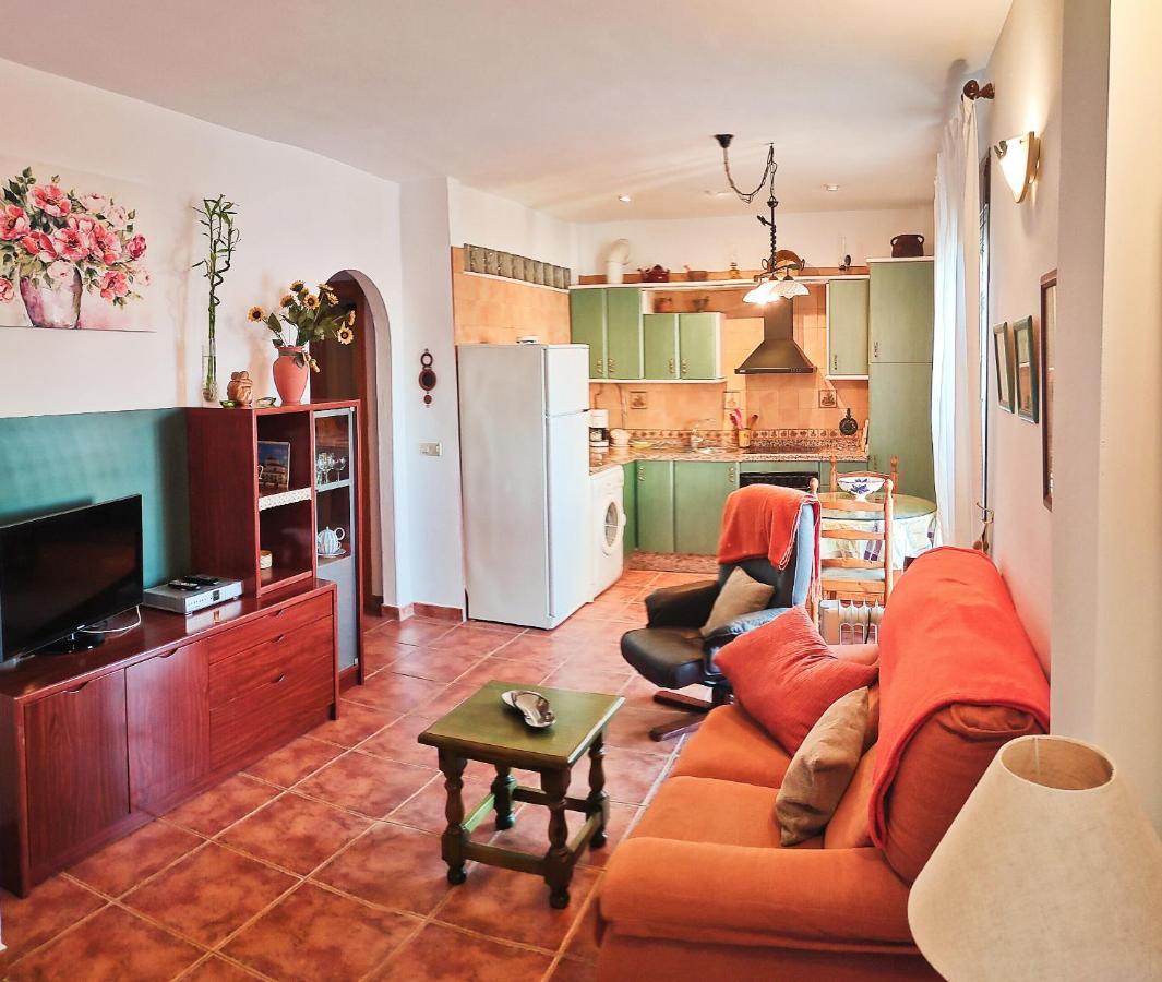 Apartamentos Maria Cómpeta Buitenkant foto