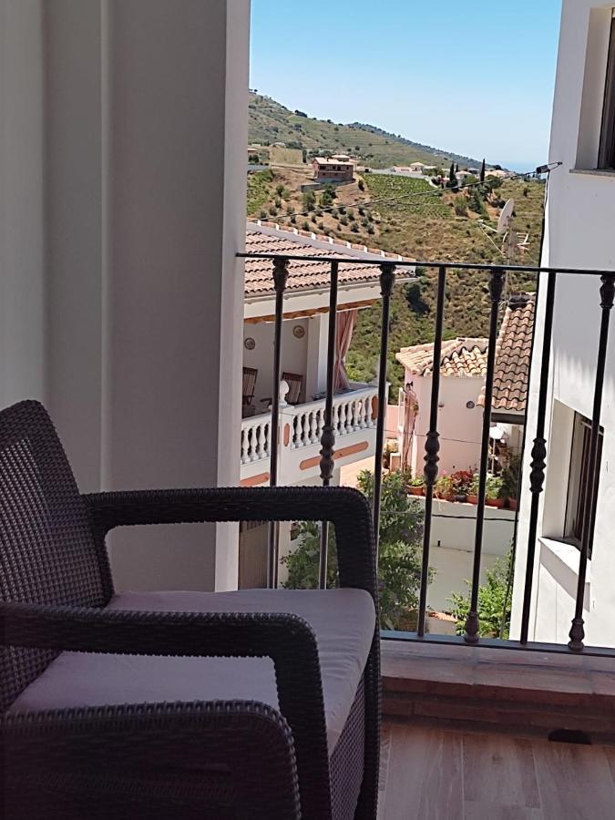 Apartamentos Maria Cómpeta Buitenkant foto